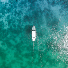 Ceiba, a sailboat capable of transporting 350 tons, being built in Costa Rica