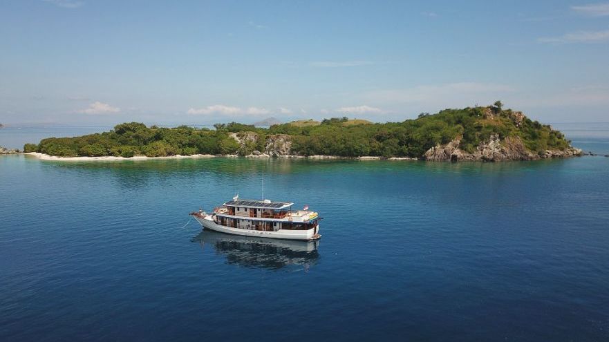 Nomad Archipelago: Explore with Purpose